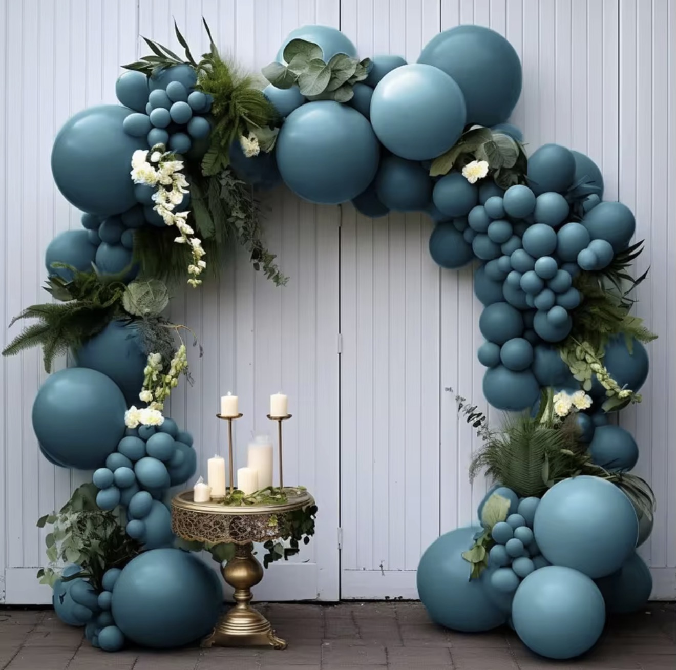 Circle Arch with Deep Teal Garland