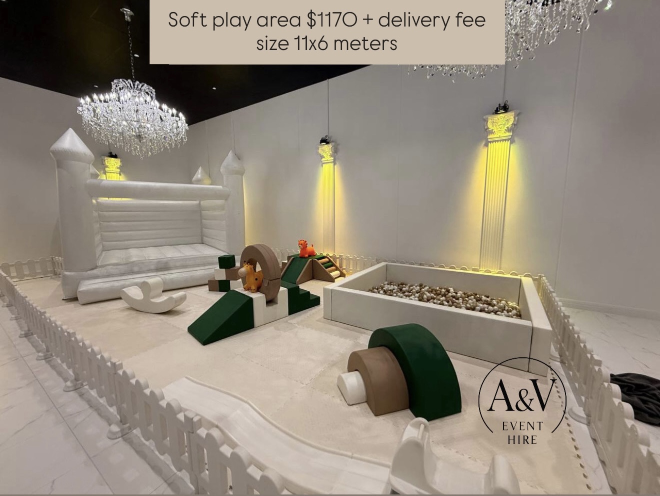 Chandelier Castle soft play set, 11×6 meters