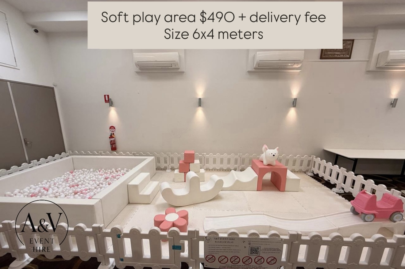 Pink Marshmallow soft play set, 6×4 meters